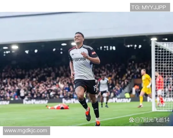 万子足球明星盘点：那些在绿茵场上闪耀的传奇人物与新星