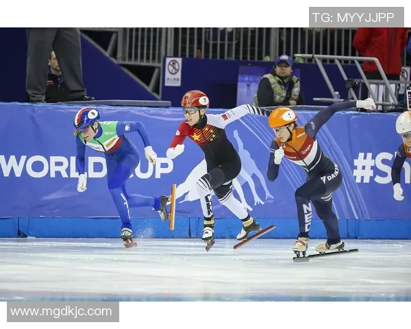 上海篮球队在世界杯赛场上的奋勇拼搏与辉煌成就的全景回顾 上海篮球队在世界杯赛场上的奋勇拼搏与辉煌成就的全景回顾