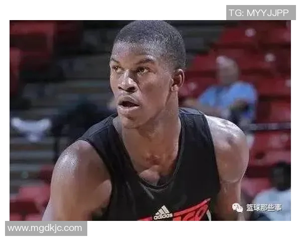 张伟专访：从青涩少年到篮球巨星的奋斗与成长之路