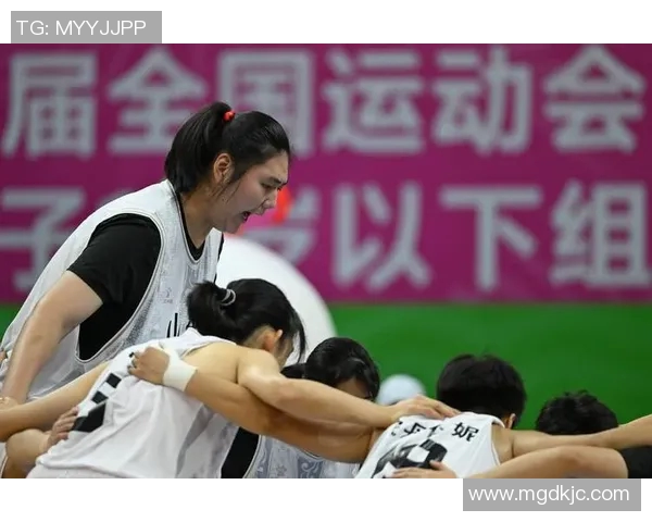 成都篮球队与重庆篮球队实力对比赛后分析与总结 成都篮球队与重庆篮球队实力对比赛后分析与总结