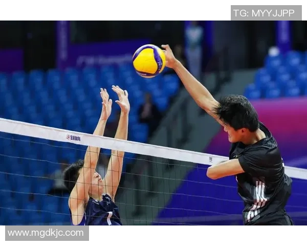 重庆排球队的节奏与魅力探秘:排球运动在城市中的热情与发展