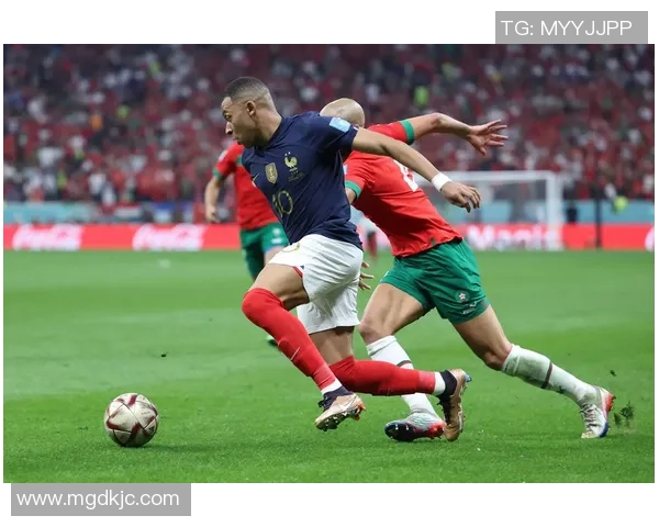 鼻子塌的足球明星如何在绿茵场上逆风翻盘成就辉煌职业生涯 鼻子塌的足球明星如何在绿茵场上逆风翻盘成就辉煌职业生涯