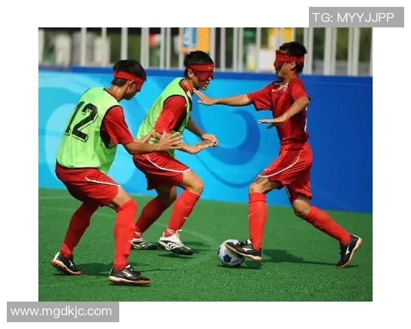 足球热点：解读武汉足球队的包夹